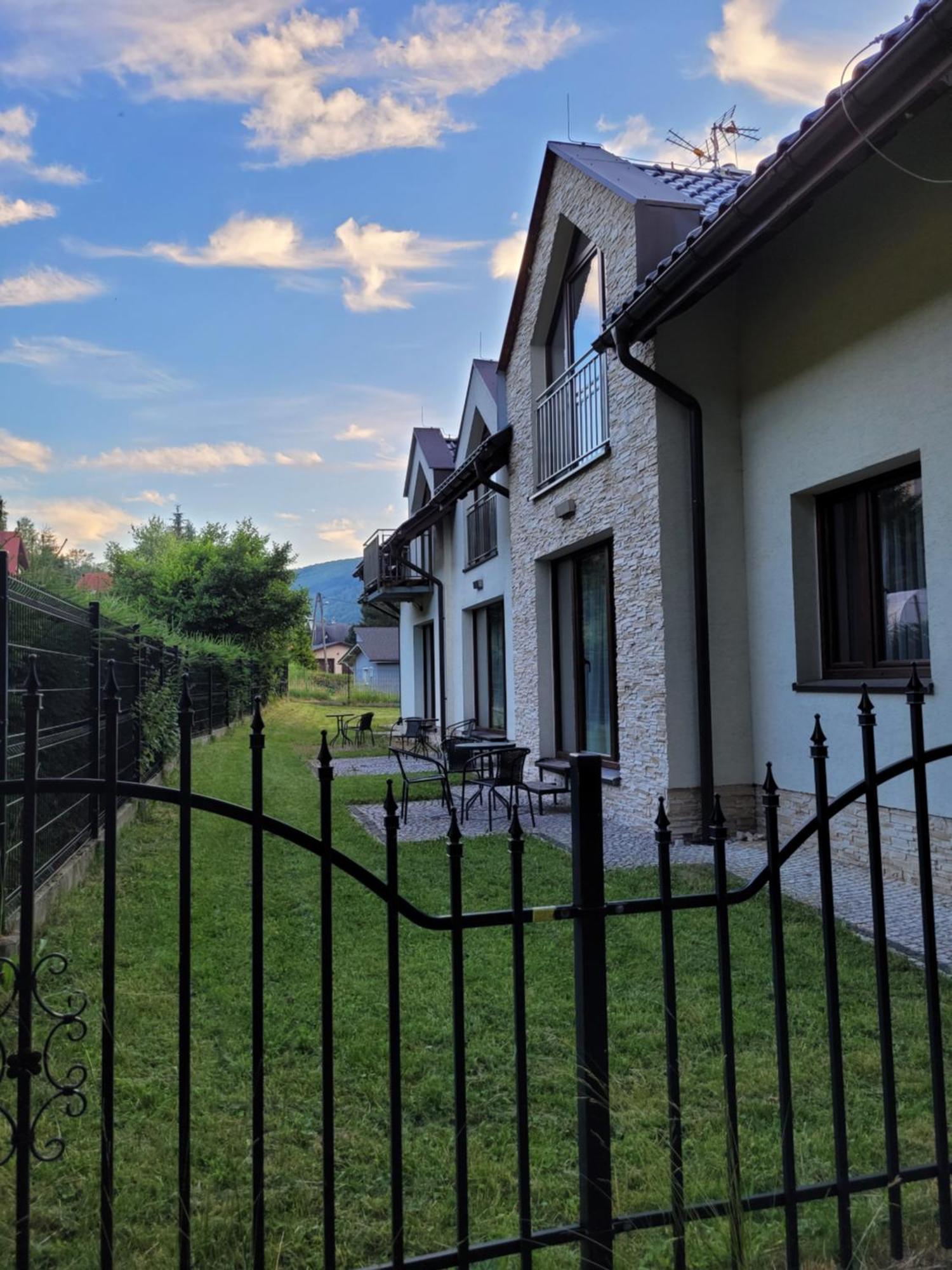 Apartamenty Pod Skrzycznem Szczyrk Dış mekan fotoğraf